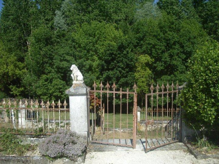Chateau Sainte Marie Hotel Dompierre-sur-Charente Exterior foto