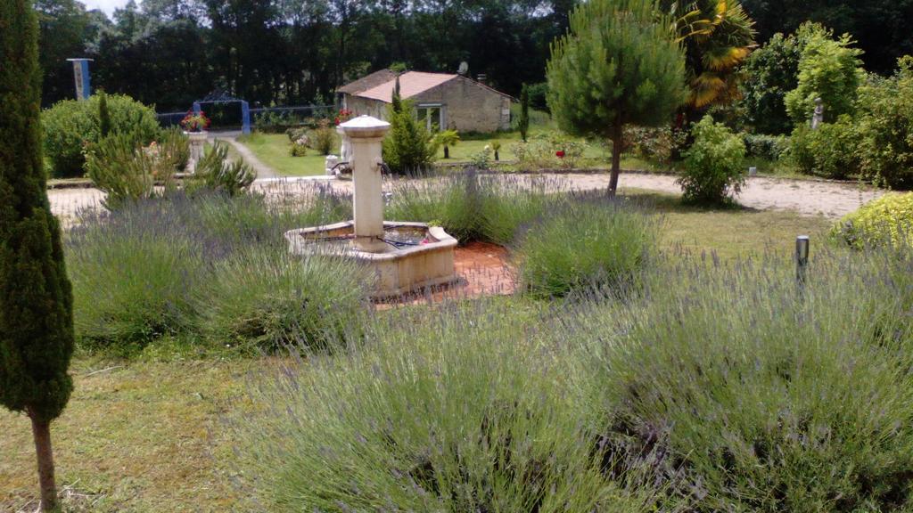 Chateau Sainte Marie Hotel Dompierre-sur-Charente Exterior foto